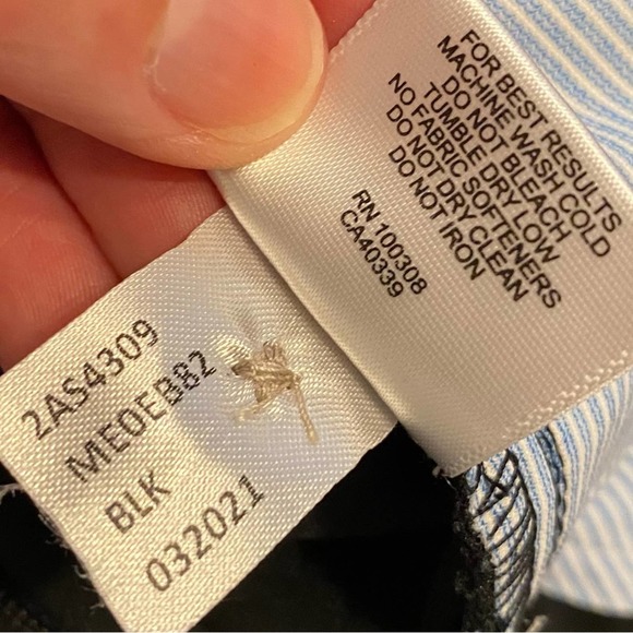 Peter Millar $100 Men’s Salem Performance Short BLK EUC sz 34 - Picture 10 of 10